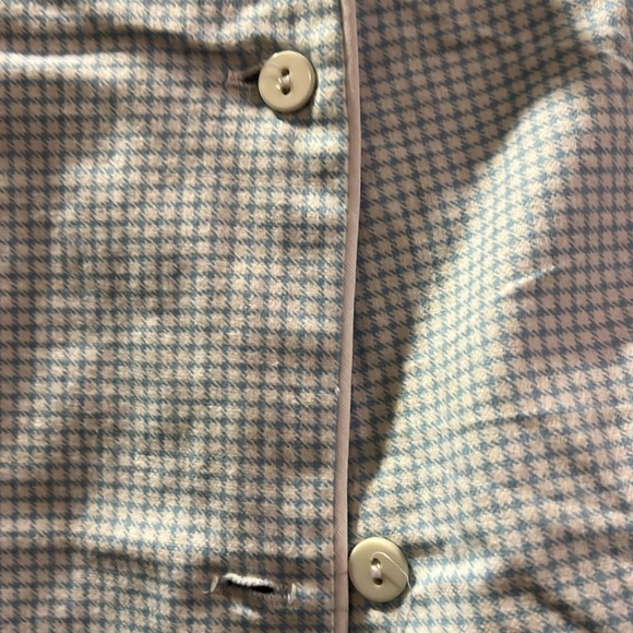 New flannel pjs - Picture 4 of 7